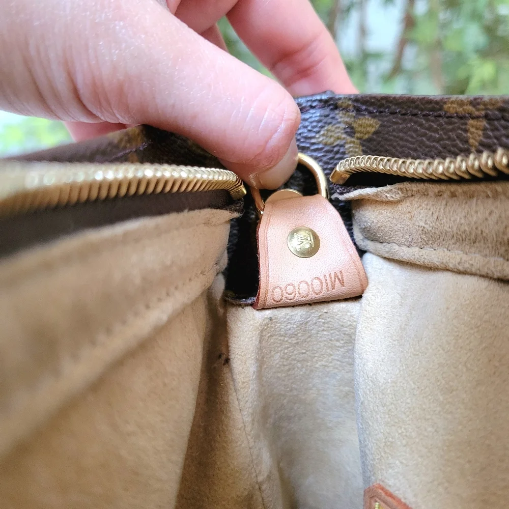 💕DISCONTINUED Very Rare Shoulder Bag LOUIS VUITTON Looping GM  Monogram
